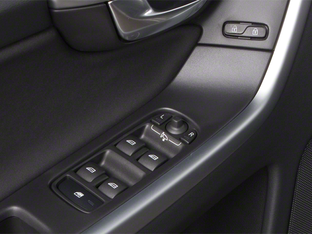 2010 Volvo XC60 T6