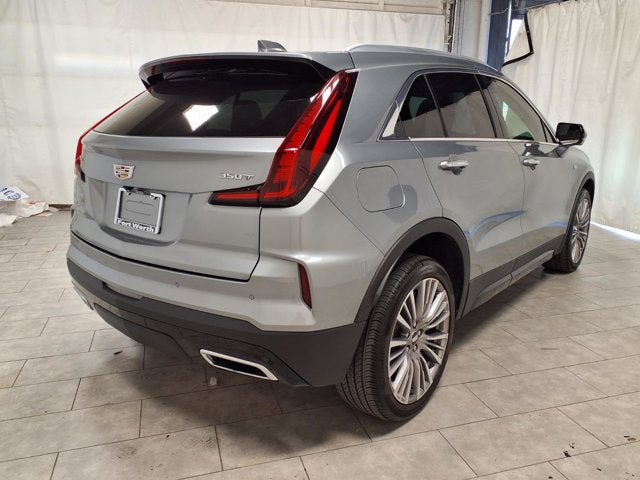 2024 Cadillac XT4 Premium Luxury