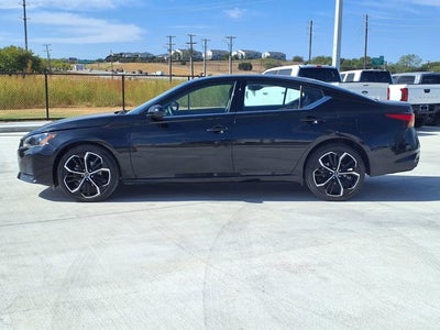 2025 Nissan Altima 2.5 SR