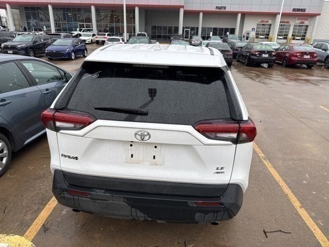 2025 Toyota RAV4 LE