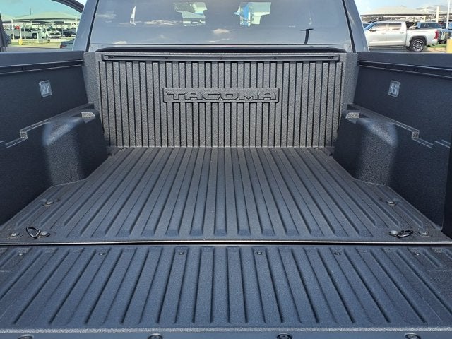 2026 Toyota Tacoma 4WD SR5