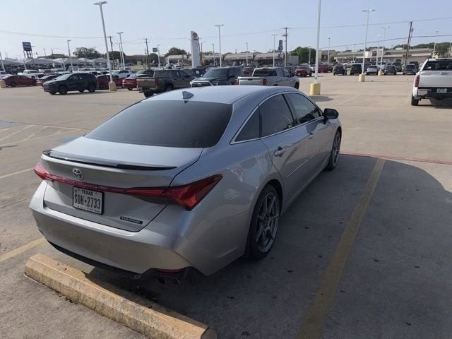 2019 Toyota Avalon Touring