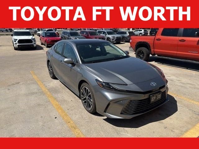 2025 Toyota Camry XLE