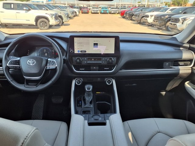 2025 Toyota Grand Highlander XLE