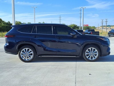 2025 Toyota Highlander Limited