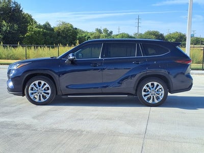 2025 Toyota Highlander Limited