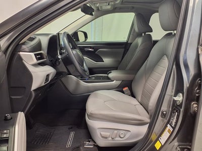 2023 Toyota Highlander XLE