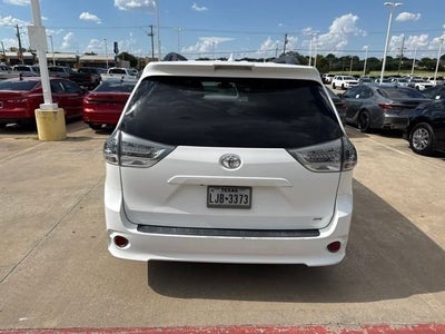 2018 Toyota Sienna SE