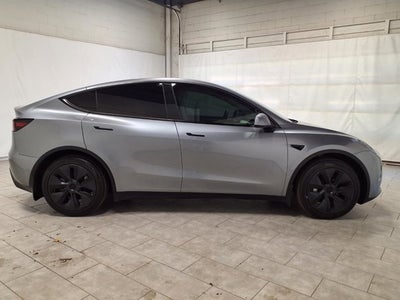 2025 Tesla Model Y Long Range