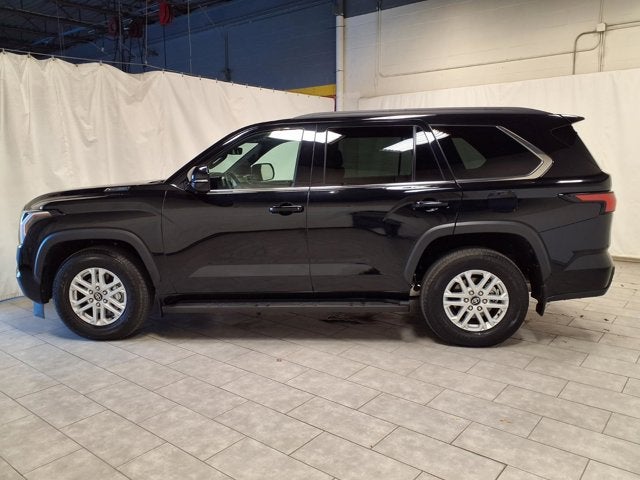 2025 Toyota Sequoia SR5