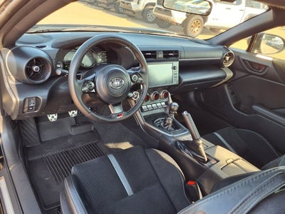 2025 Toyota GR86 Premium
