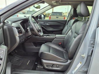 2024 Nissan Rogue Platinum