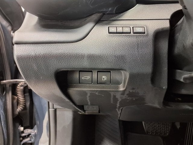 2025 Toyota Crown Signia XLE