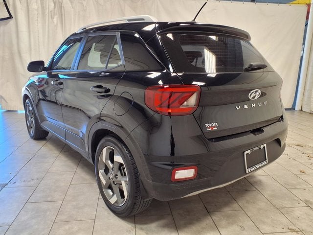 2023 Hyundai Venue SEL