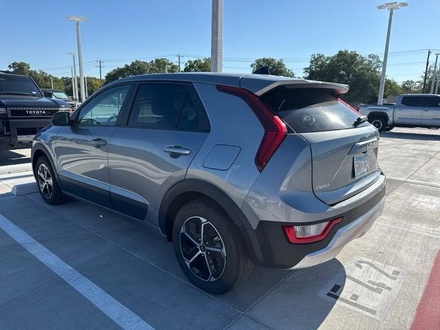 2025 Kia Niro LX