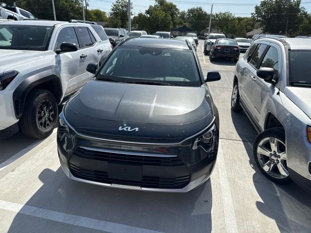 2025 Kia Niro LX