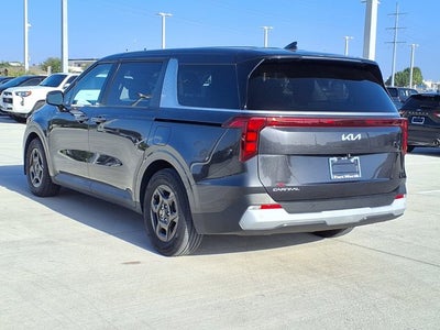 2025 Kia Carnival LXS