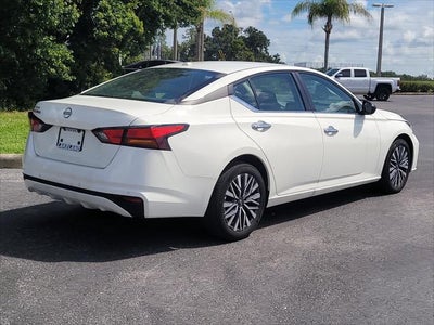 2025 Nissan Altima SV