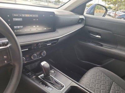 2025 Nissan Kicks MPV SV