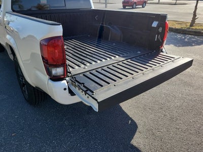 2022 Toyota Tacoma Base