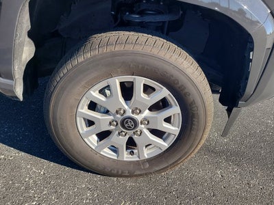 2024 Toyota TACOMA SR5 SR5