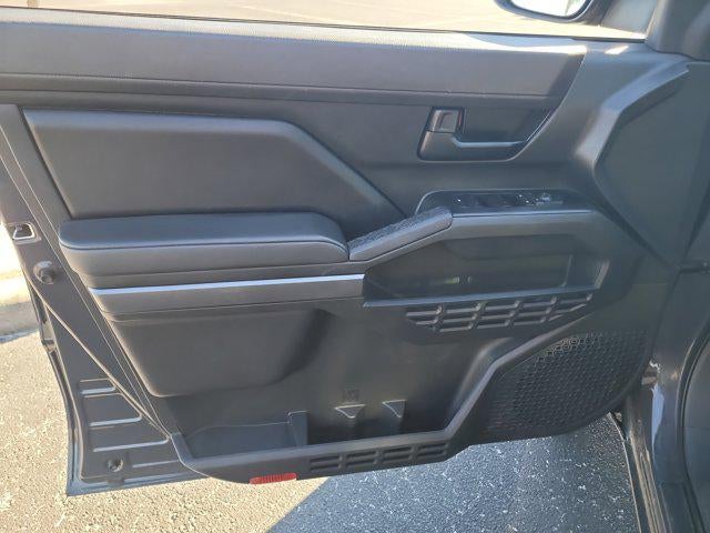 2024 Toyota TACOMA SR5 SR5