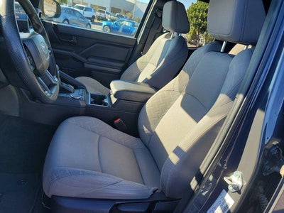 2024 Toyota TACOMA SR5 SR5