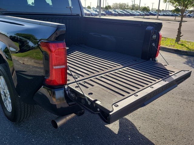 2024 Toyota Tacoma 4WD SR5
