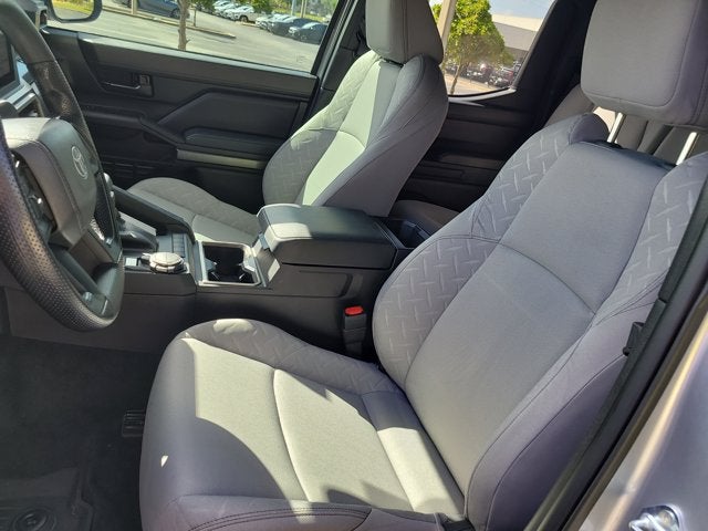 2025 Toyota Tacoma 4WD SR5