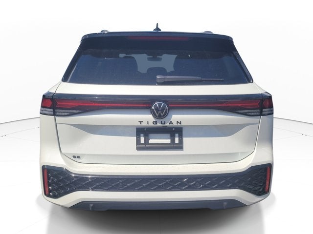 2025 Volkswagen Tiguan SE R-Line Black