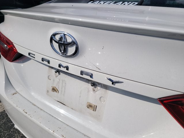2019 Toyota Camry SE