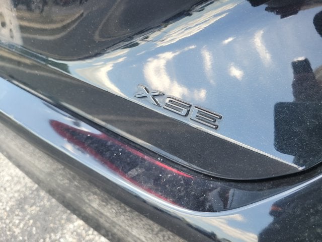 2019 Toyota Avalon XLE