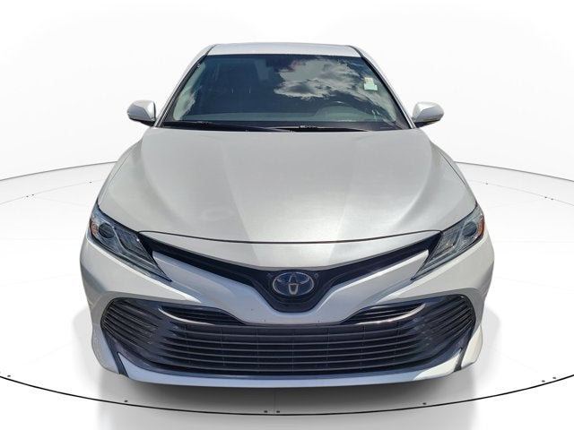 2020 Toyota Camry Hybrid XLE