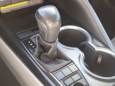 2020 Toyota Camry Hybrid Hybrid XLE