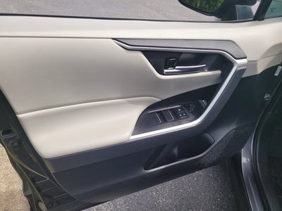 2022 Toyota RAV4 Hybrid Hybrid XLE