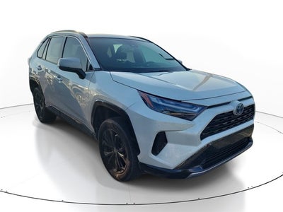 2022 Toyota RAV4 Hybrid SE