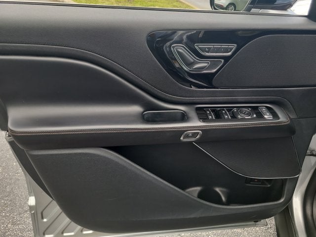 2023 Lincoln Aviator Standard