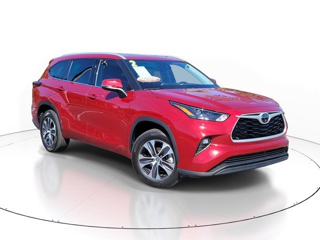 2022 Toyota HIGHLANDER XLE