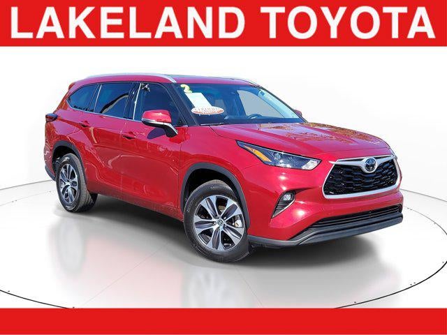 2022 Toyota HIGHLANDER XLE