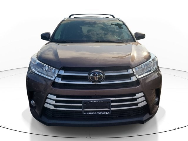 2017 Toyota HIGHLANDER XLE