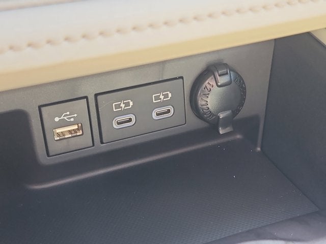 2025 Toyota HIGHLANDER Limited