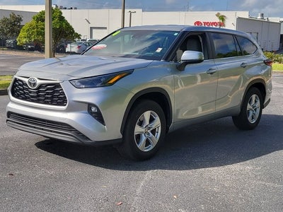 2024 Toyota Highlander LE