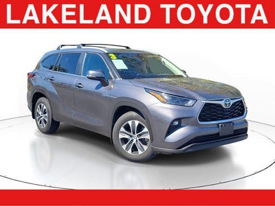 2023 Toyota HIGHLANDER XLE