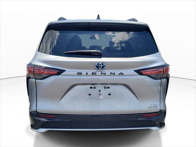 2023 Toyota Sienna XSE
