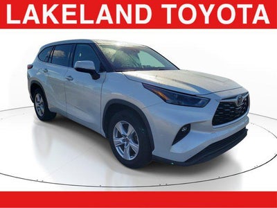 2022 Toyota HIGHLANDER LE