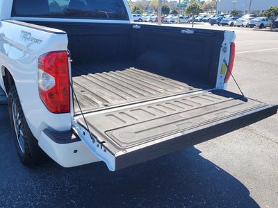 2018 Toyota TUNDRA 4X2 SR5