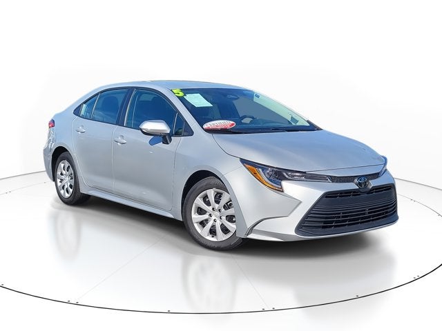 2025 Toyota COROLLA LE