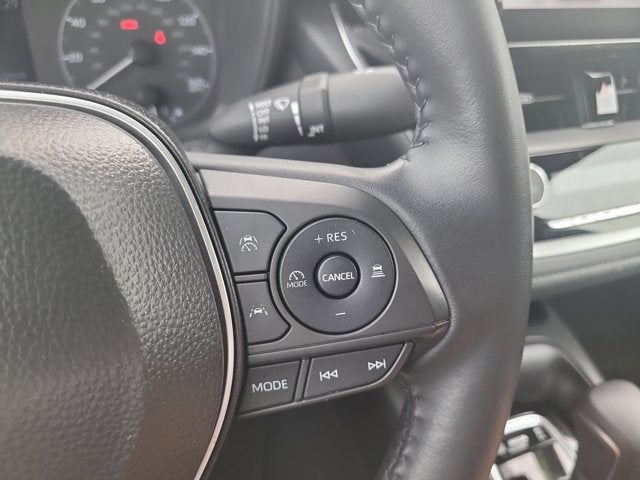 2025 Toyota COROLLA SE