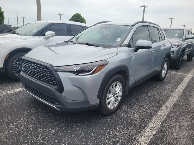 2024 Toyota Corolla Cross LE