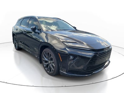 2025 Toyota Crown Signia XLE